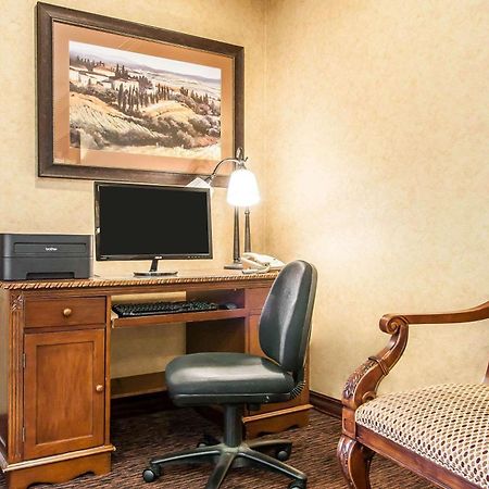 Comfort Inn & Suites Mcminnville Wine Country Екстер'єр фото