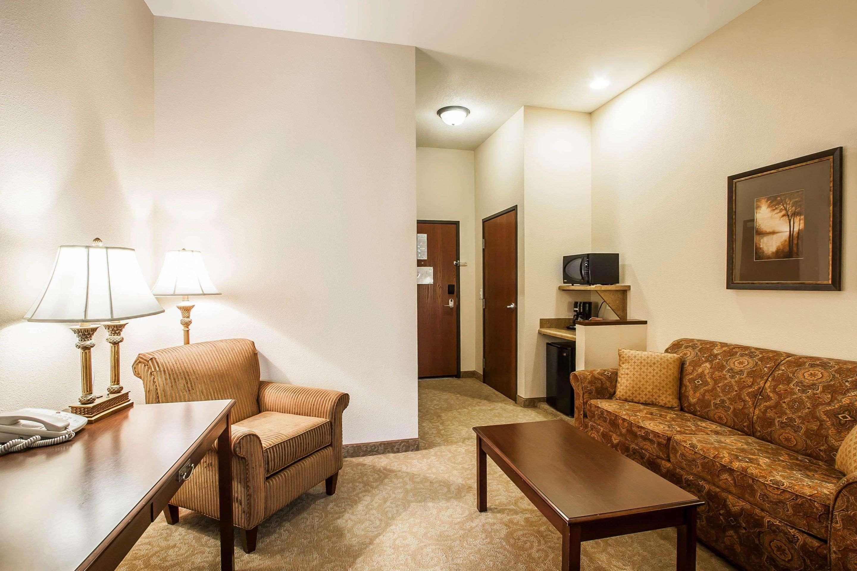 Comfort Inn & Suites Mcminnville Wine Country Екстер'єр фото