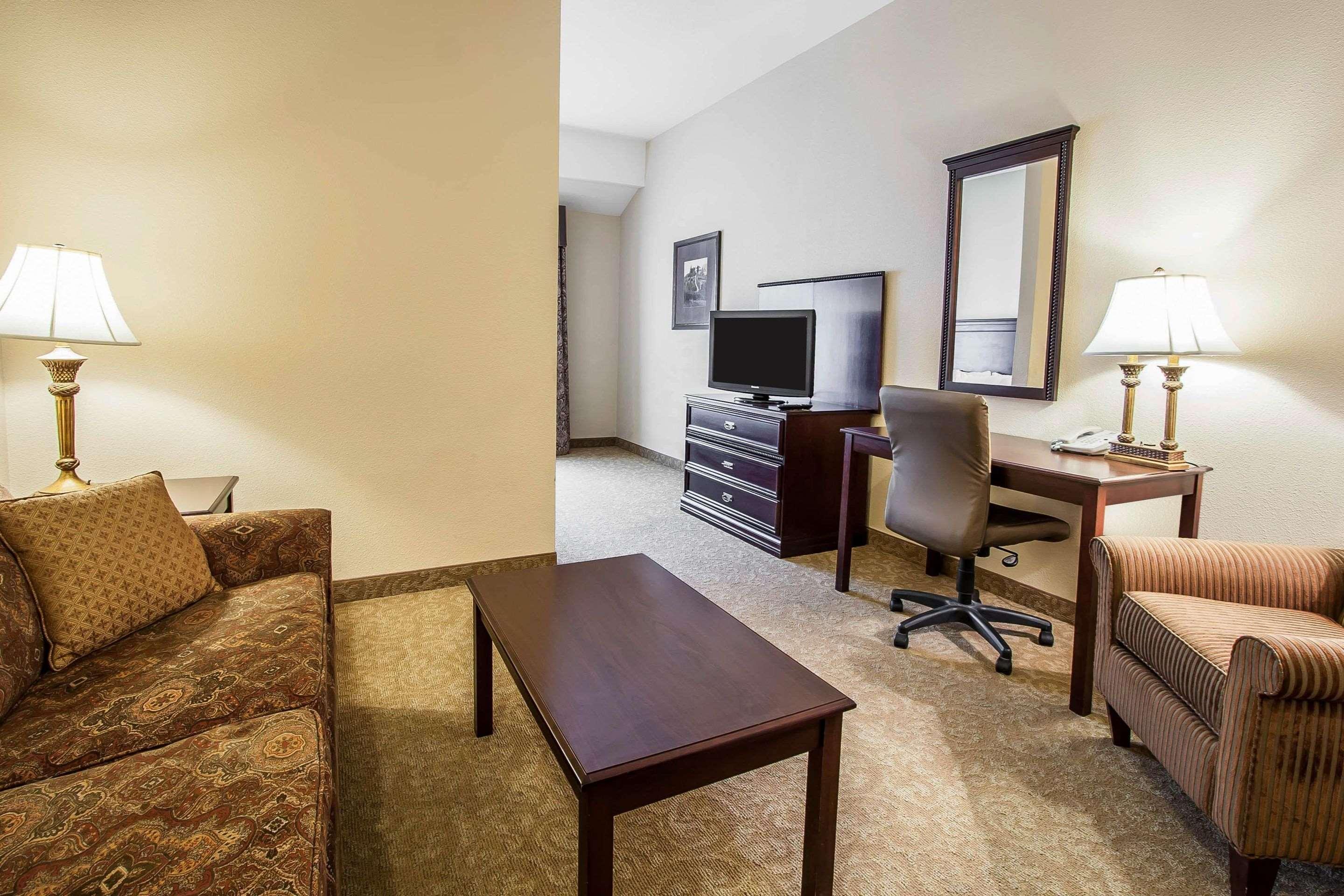 Comfort Inn & Suites Mcminnville Wine Country Екстер'єр фото