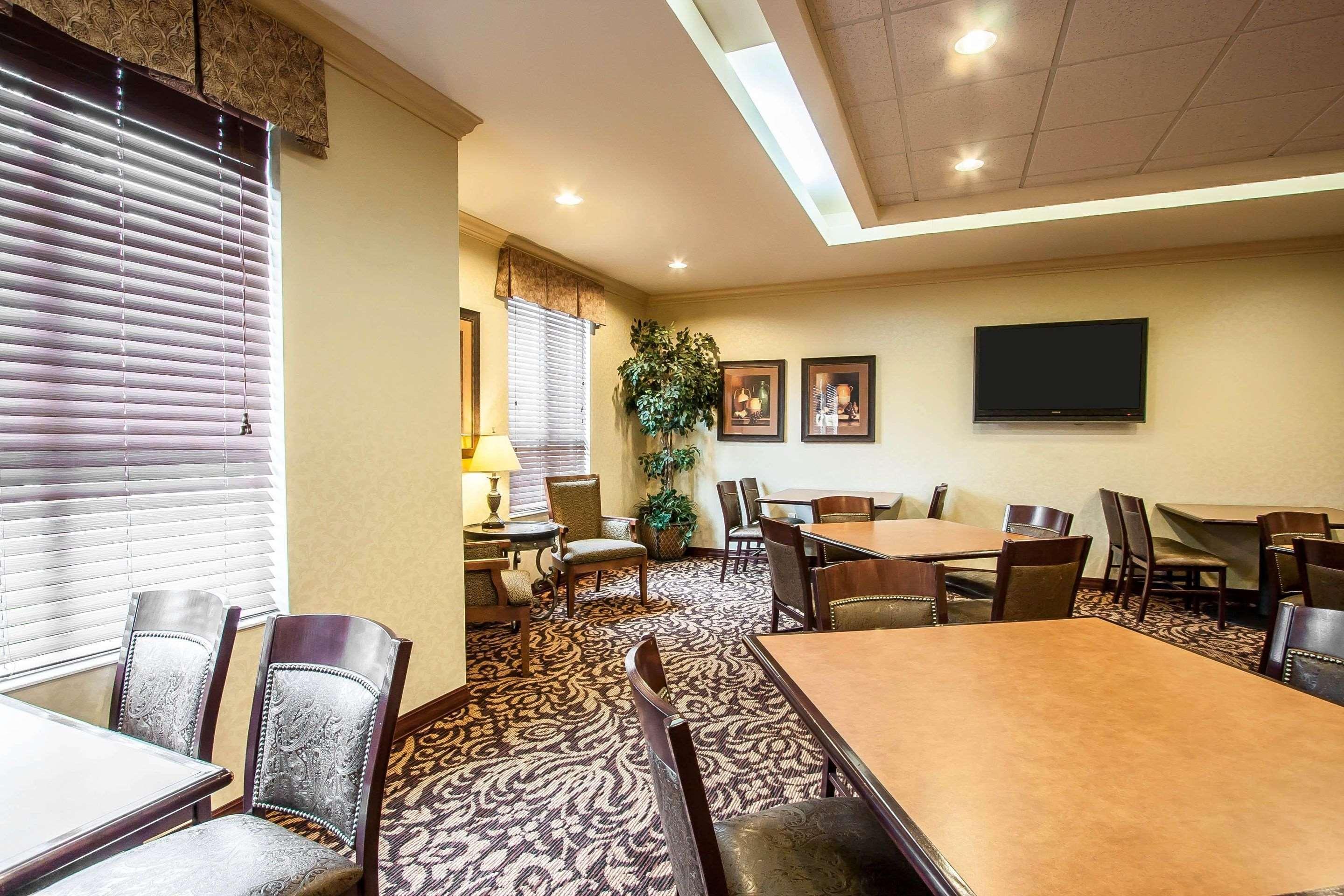 Comfort Inn & Suites Mcminnville Wine Country Екстер'єр фото