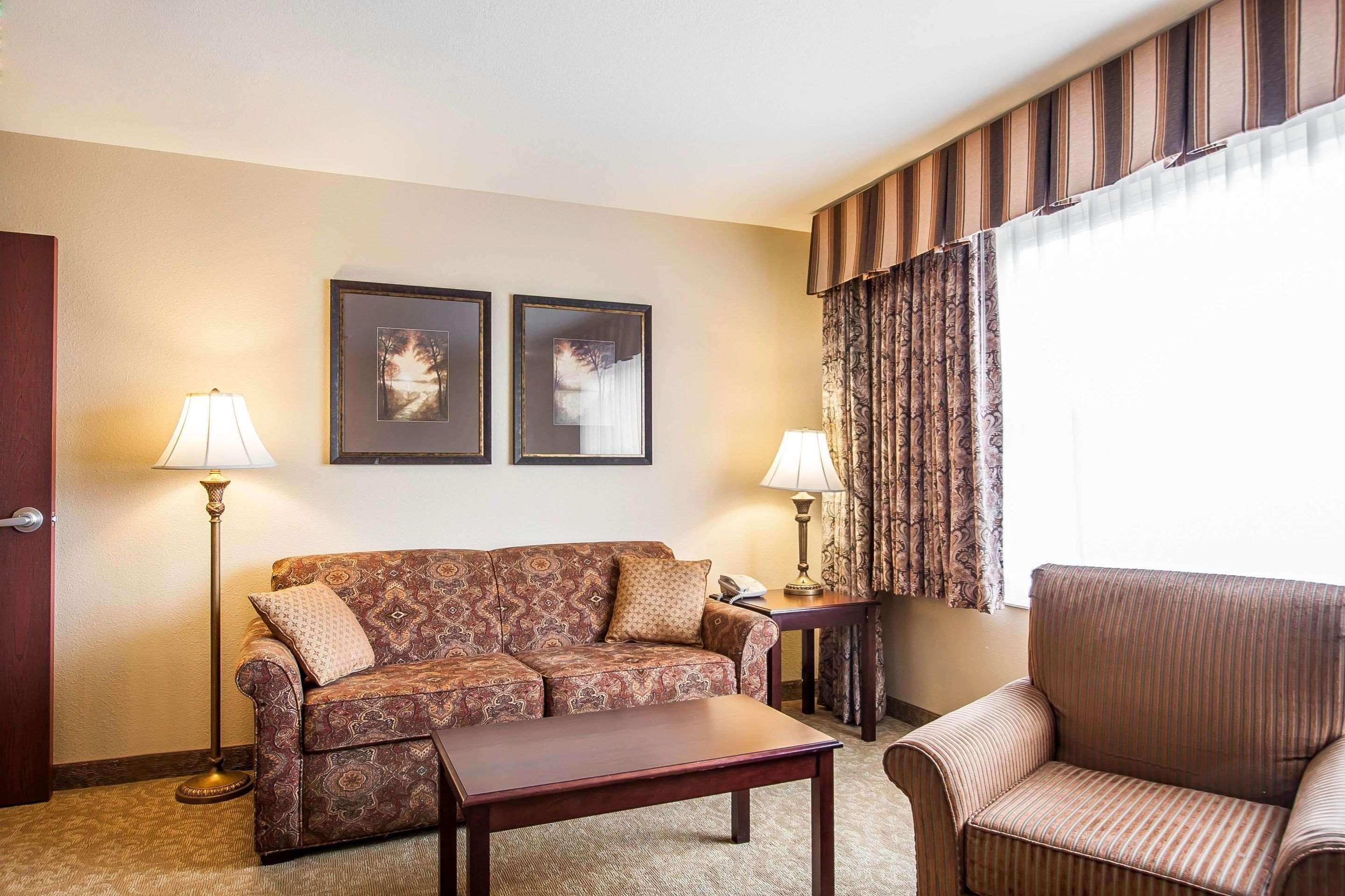 Comfort Inn & Suites Mcminnville Wine Country Екстер'єр фото