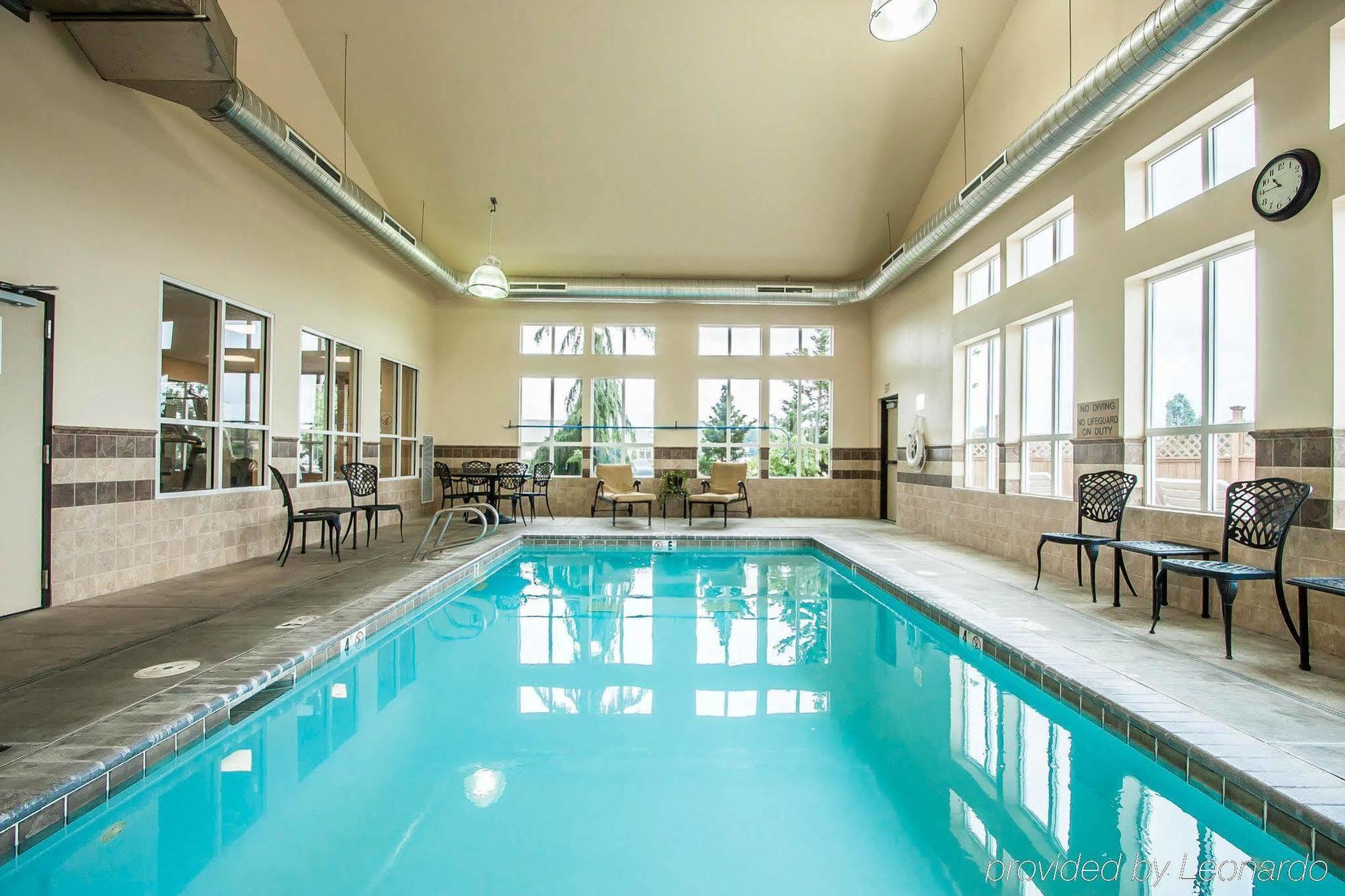 Comfort Inn & Suites Mcminnville Wine Country Екстер'єр фото